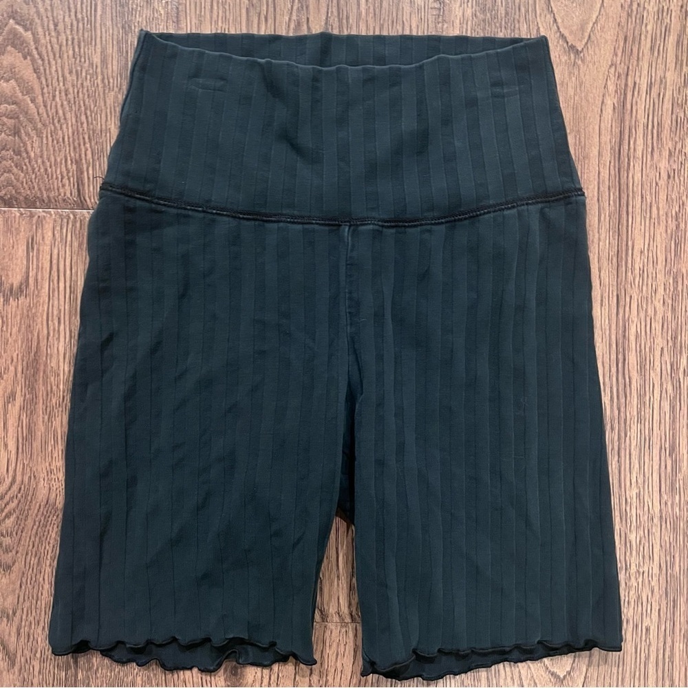 OFFLINE by Aerie Real Me Ribbed Bike Shorts NWOT